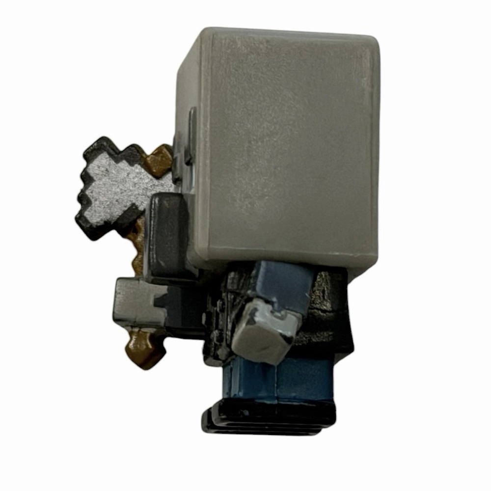 Minecraft Mini-Figures 1" Vindicator Pillager Villager Figure - Picture 2 of 7